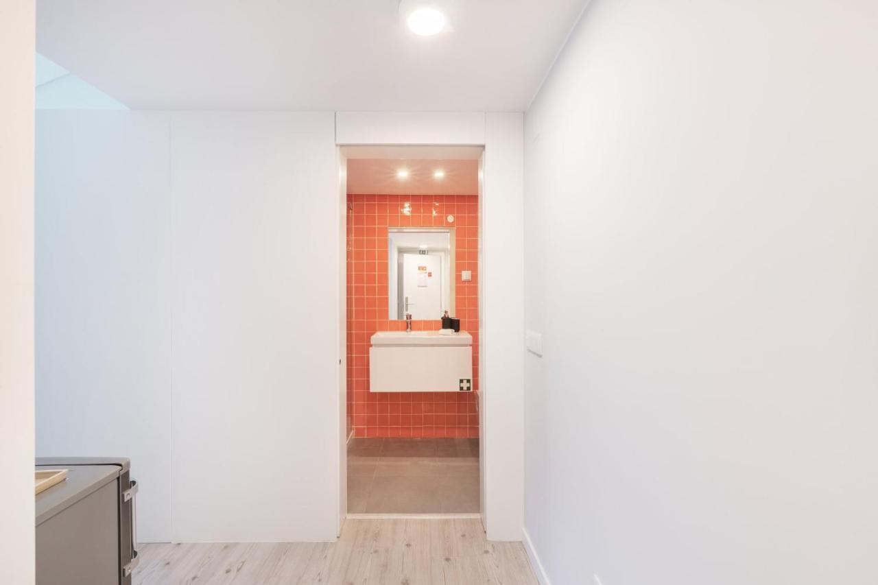 Olala Lisbon Oriente Suites C Exterior photo